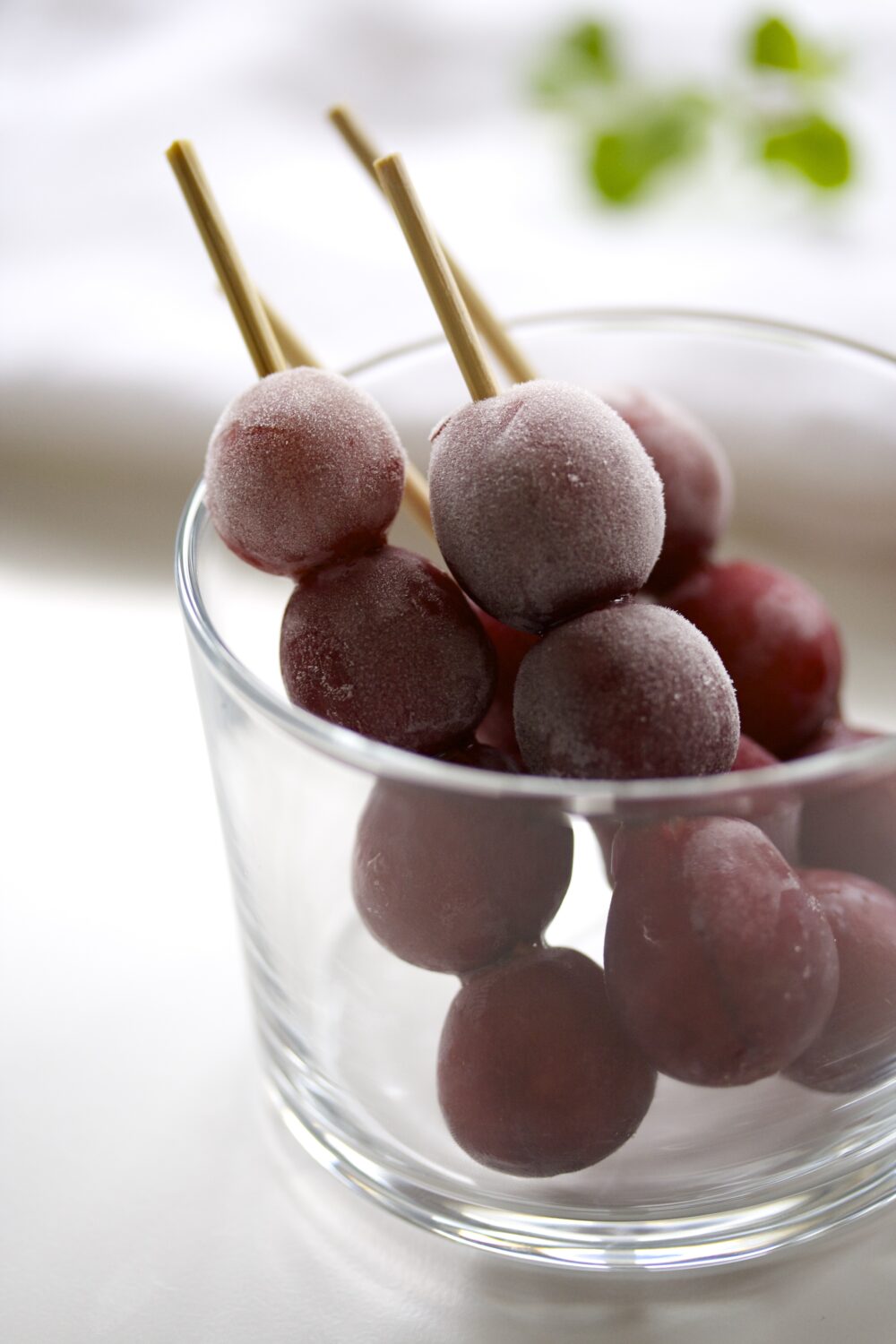 Frosne druer på pinne (lavFODMAP)