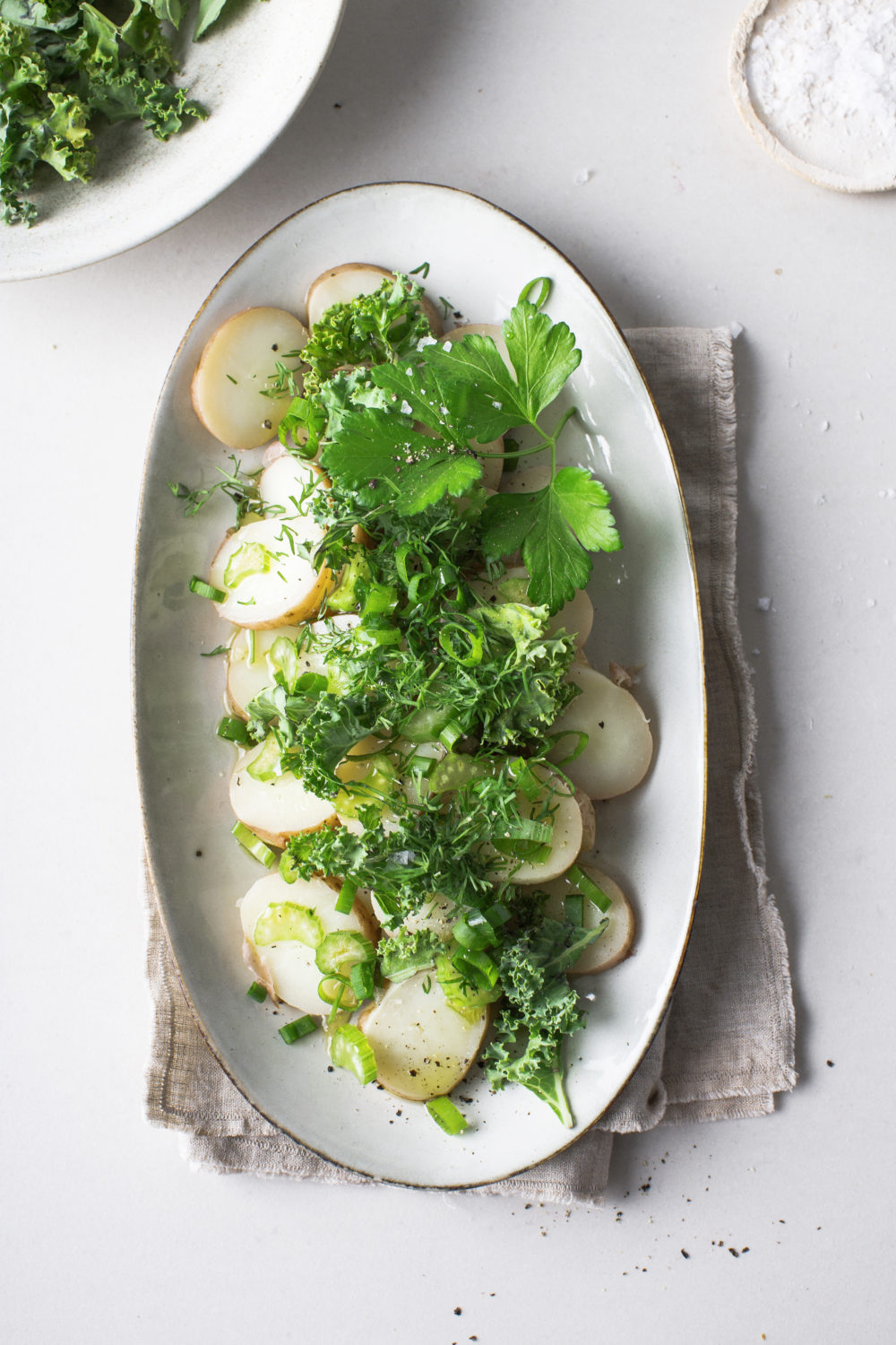 Potetsalat med grønnkål og friske urter (lavFODMAP)
